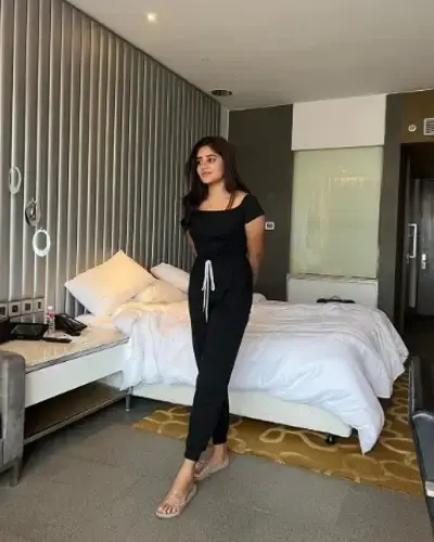 Call Girls Pamgarh Cash On Delivery